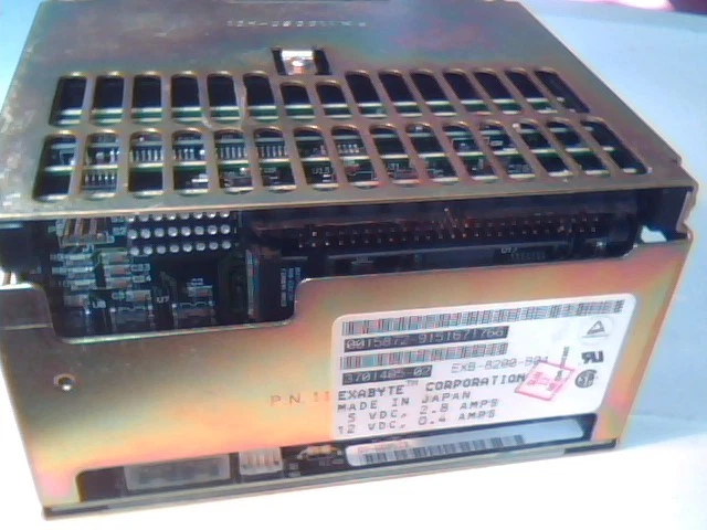 Exabyte EXB-8200-B04 50-pin SCSI 2.3GB 8mm Tape Drive Sun 370-1405-02 370-1297 - image 2