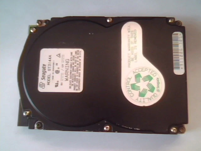 Hard Disk Drive Seagate ST3144A 911006-305 146-164-A1