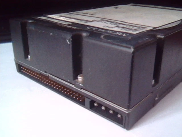 Hard Disk Drive Micropolis 3243 YS0031-05-5 SCSI HDD - image 5