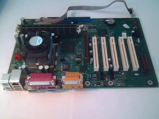 Motherboard Pentium Socket370 Fujitsu Siemens D1183-A11 W26361-W21-X-02 S26361-D
