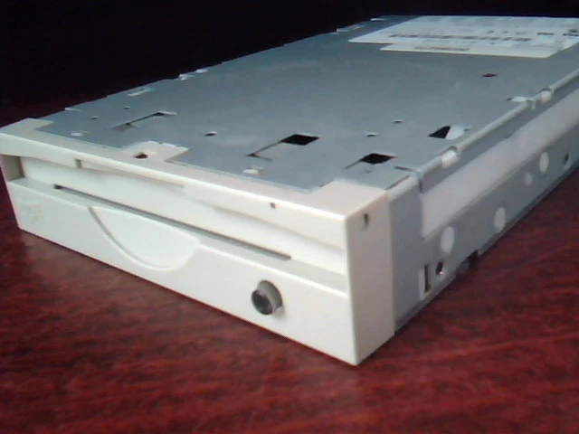 Panasonic Internal ATAPI IDE ZIP 100 Drive JU-811T012