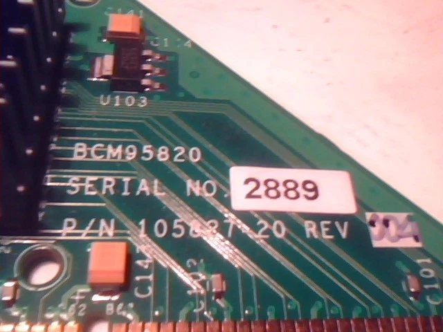 Broadcom BCM95820 105827-20 Card - image 4