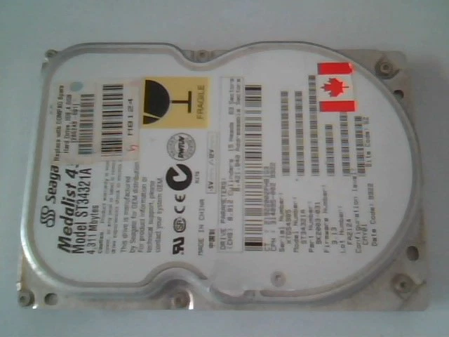 Hard Disk Drive IDE Seagate Medalist ST34321A 9K2003-031 CPQ 3.13