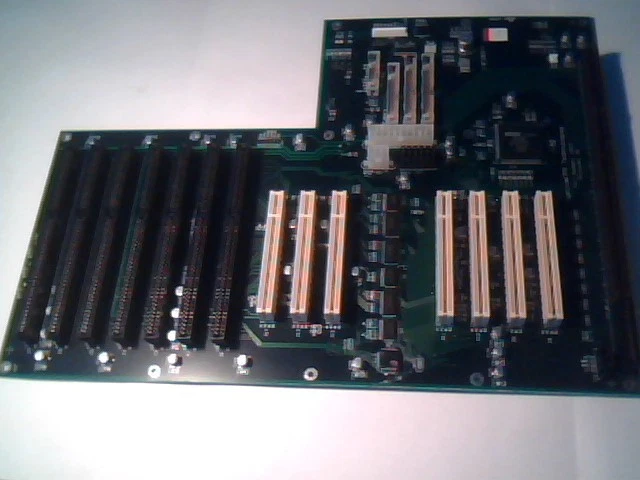 Systium Technologies 10527 backplane 11 ISA, 4 PCI slots, passive