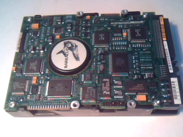 Hard Drive SCSI Seagate Barracuda ST32550W 9B0003-021 DEC RZ28D-W RZ28C-W 199641 - image 2