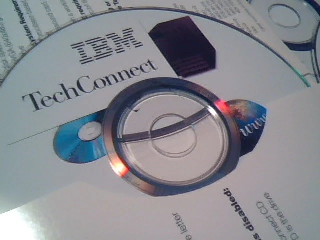 Vintage IBM Netfinity Manuals and CDs from 1998/1999 ServerRAID Tivoli - image 7