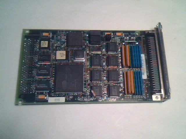 SUN 501-1931 Serial Parallel Controller Interface Card (SPC/S) 32Bit-SBus 96p-HD