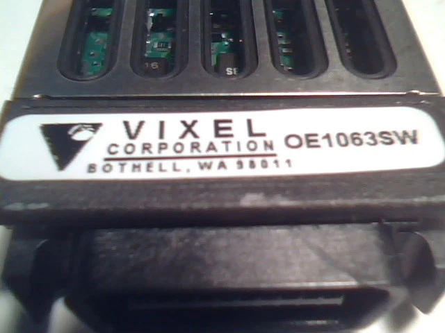COMPAQ 234456-005 VIXEL OE1063SW 100M5SNIR 100M5SNIT GBIC Transceiver Module - image 4