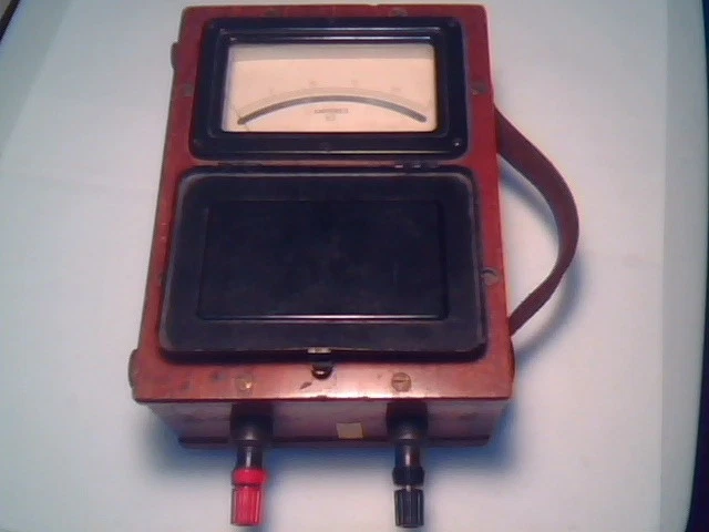 1930's MEGGER AMPERES AMMETER DC 25A EVERSHED & VIGNOLES vintage test meter