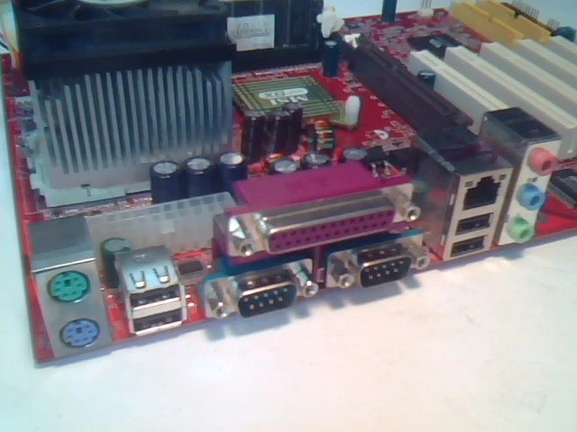 Motherboard Athlon SocketA MSI MS-6712 Ver:1.0 KT4V - image 2