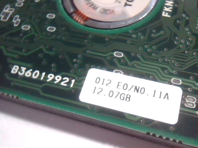 2.5 Hard Drive IDE Toshiba MK1214GAP HDD2149 C ZE01 T 8455MB - image 4