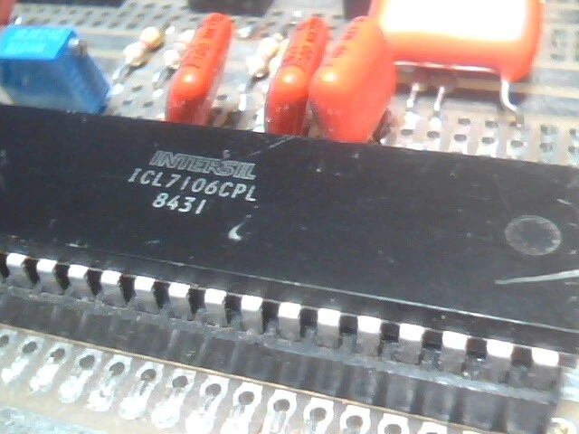 lcd display chip test board development platform card Intersil ICL710CPLl - image 5