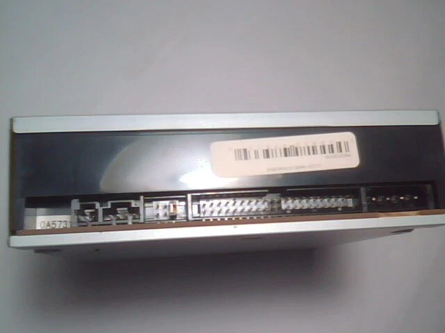 LG CD-ROM CD Drive GCR-8526B 1.01 March 2007 52X MAX 40-pin IDE ATA vintage - image 2