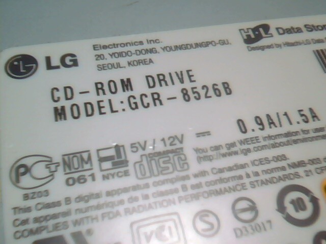 LG CD-ROM CD Drive GCR-8526B 1.01 March 2007 52X MAX 40-pin IDE ATA vintage - image 3
