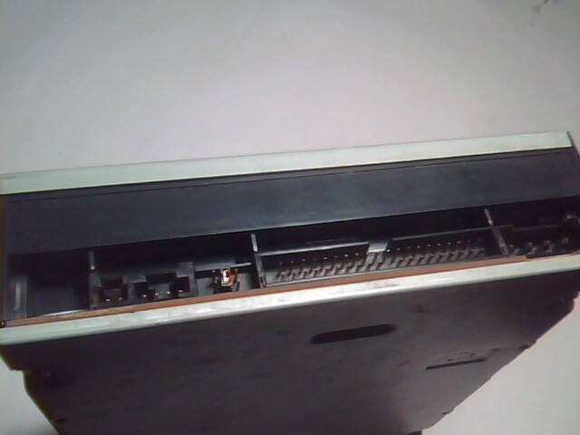 LG CD-ROM CD-R/RW Drive GCE-8526B 1.04 52x32x52x 40pin IDE ATA burner rewritable - image 2