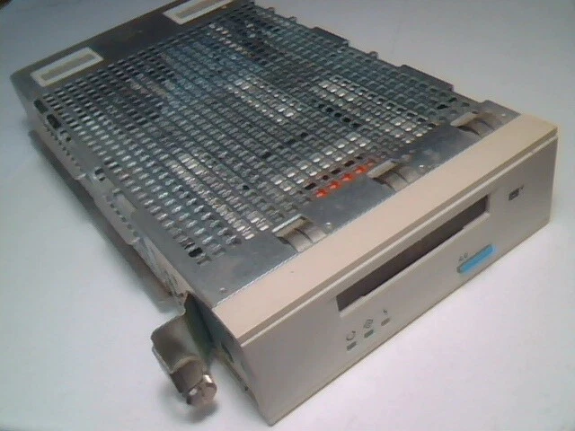 SCSI DAT Tape Drive Archive 4326RP IBM RS6000 87G4926 SBU25360-000 with tray