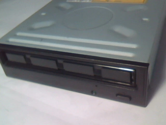 LG CD Rewritable DVD-ROM Drive GCC-H23N 1.00 April 2007 - image 4