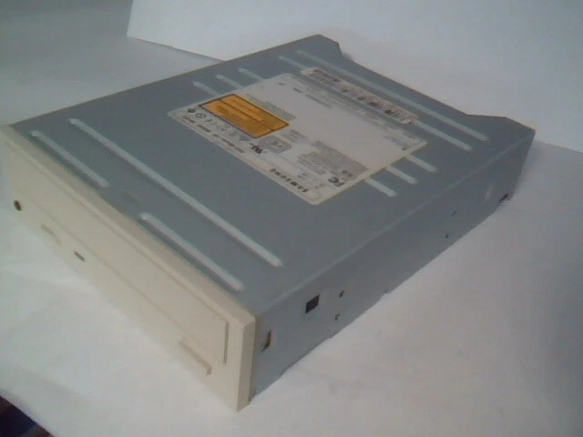 Samsung DVD-Master 12E SD-612 November 2000 0413PE CD Drive
