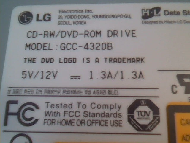 LG CD-RW/DVD-ROM Drive GCC-4320B November 2002 1.01 Rewritable - image 2