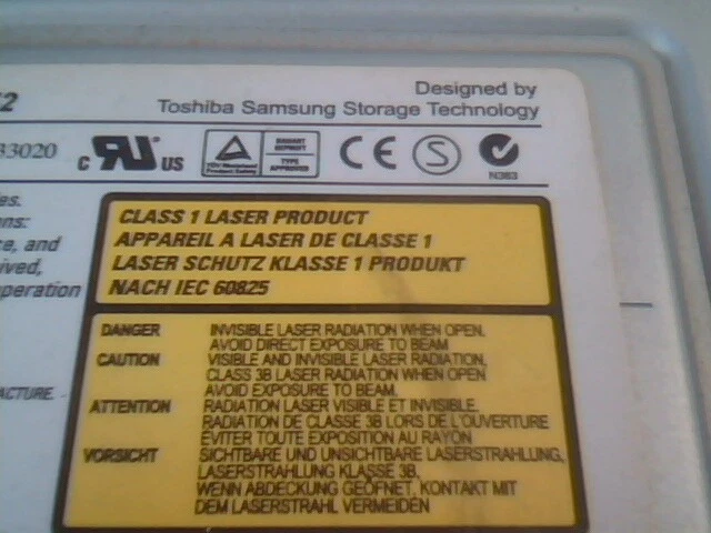 Toshiba Samsung CD-RW DVD Drive SM-352 A00 August 2004 SM-352F - image 3