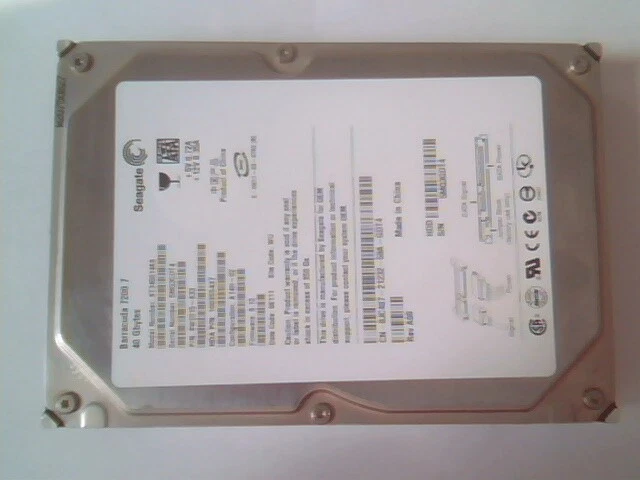 SATA Hard Disk Drive Seagate Barracuda ST340014AS 9W2015633 100355437 A14H02