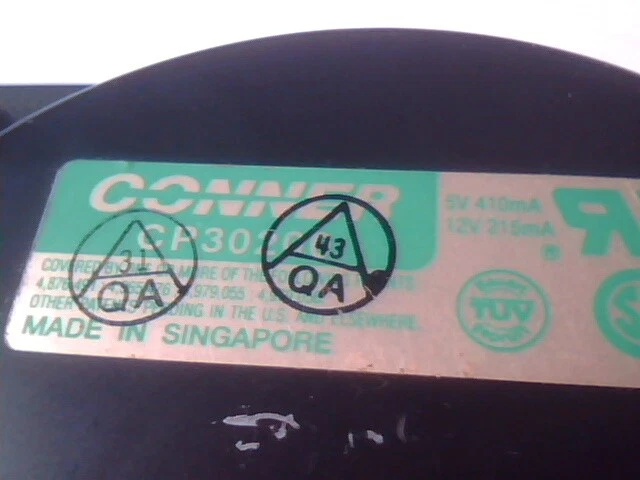 SCSI Hard Disk Drive Conner CP30200 SUN13 370141701 AP9ECL6 - image 2