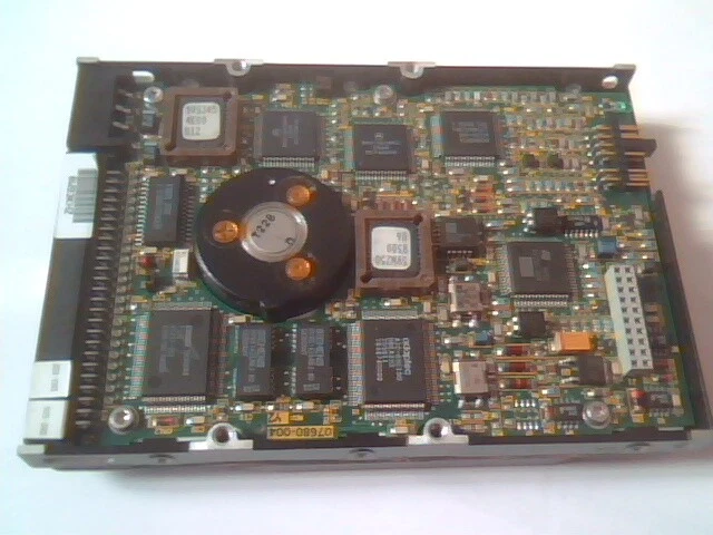 SCSI Hard Disk Drive Conner CP30200 SUN13 370141701 AP9ECL6 - image 4