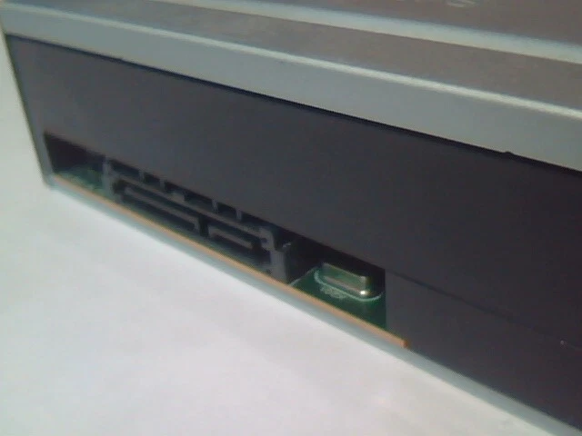 HL DVD-ROM Drive DH10N 41R0196 41N3325 0025007901 SATA - image 4