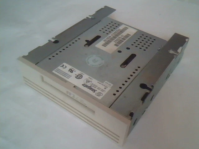 DAT Tape Drive Seagate STD28000N DDS-2 4/8GB 7001801-002 SCSI Sun 370-2375