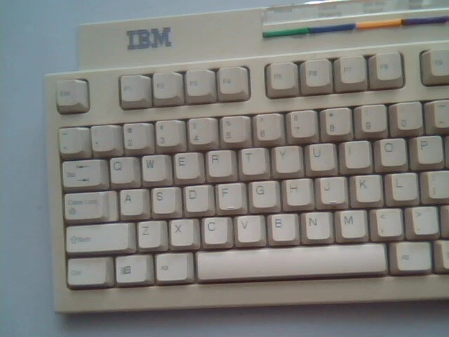 IBM Keyboard KB-9930 37L2590 37L2590 - CEM 00-23 D01 - image 2