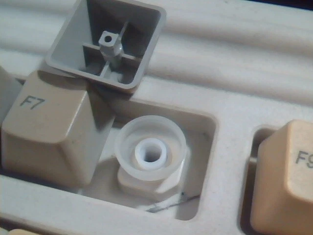 Mitsumi Keyboard KPQ-E99ZC-13 CMYKPQ6987 - vintage, working - image 8
