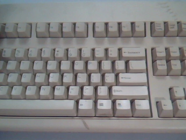 Keytronic Keyboard PS/2 E03600QLPS2-C - vintage, working - image 3