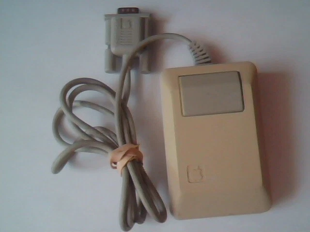 1984 Apple Macintosh Mac 128K Mouse M0100 - One-button Desktop Bus - WORKING!