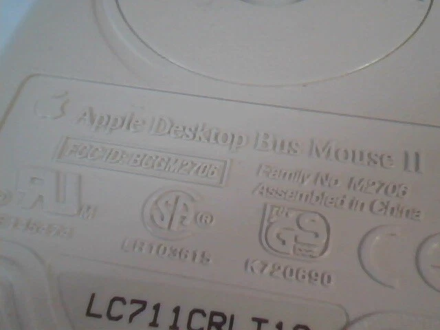 Vintage Apple Desktop Bus Mouse II M2706 One-button ADB - Working - image 4