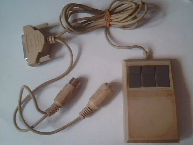 Vintage Genius Mouse GM-3A 25-pin DIN connectors 3-button - Working