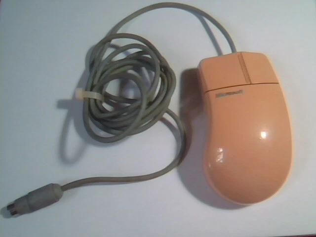 Vintage Microsoft 2.0 Serial Port Compatible PS/2 Mouse 58264 2-button - Working
