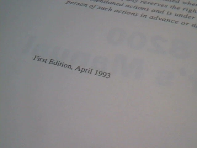 User's Manual Guide - Notebook Personal Computer 8200 Series 1993 - image 2