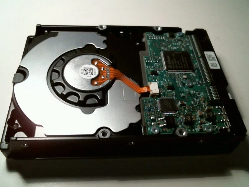 IDE Hard Disk Drive Hitachi Deskstar HDT722516DLAT80 0A31332 164GB BA1769 - image 3