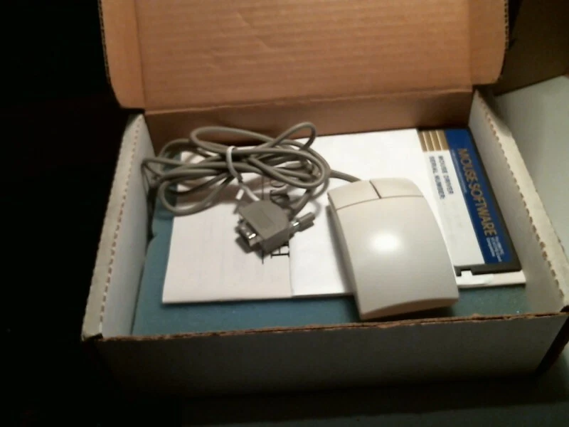 In Box! - Logitech Mouse M-MD14-D89F DZLMMD14 + Driver Floppy serial 9-pin