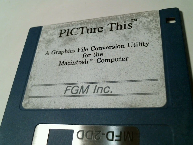 PICTure This - graphics file conversion utility for Macintosh - 3.5" floppy disk - image 2