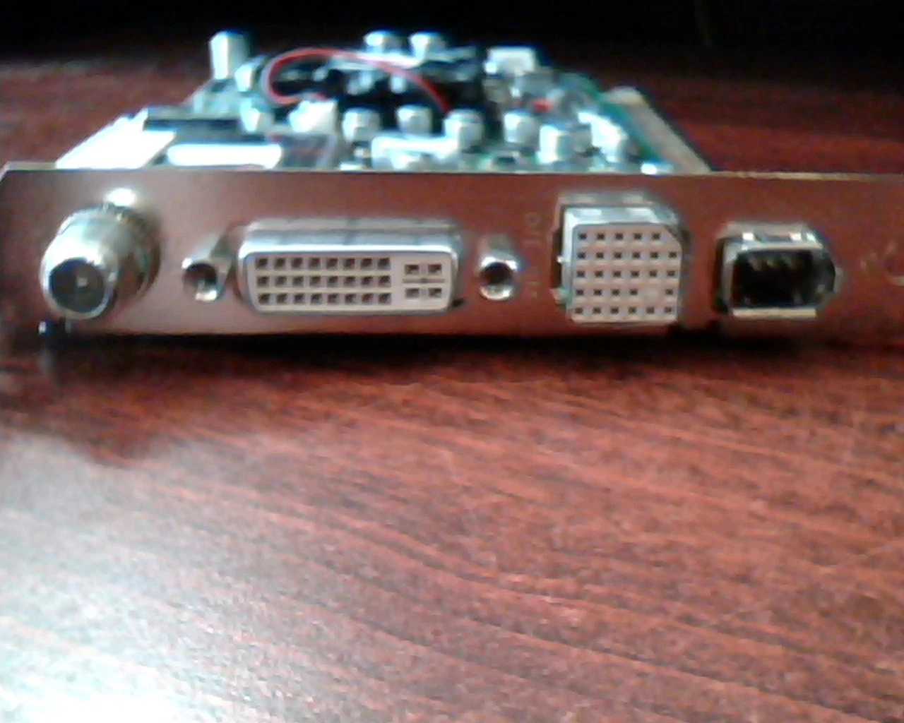 AGP card ATI Rage Theater AIW 8500DV 64M DDR 109-84800-20 DVI Vid I/O CATV DV - image 5