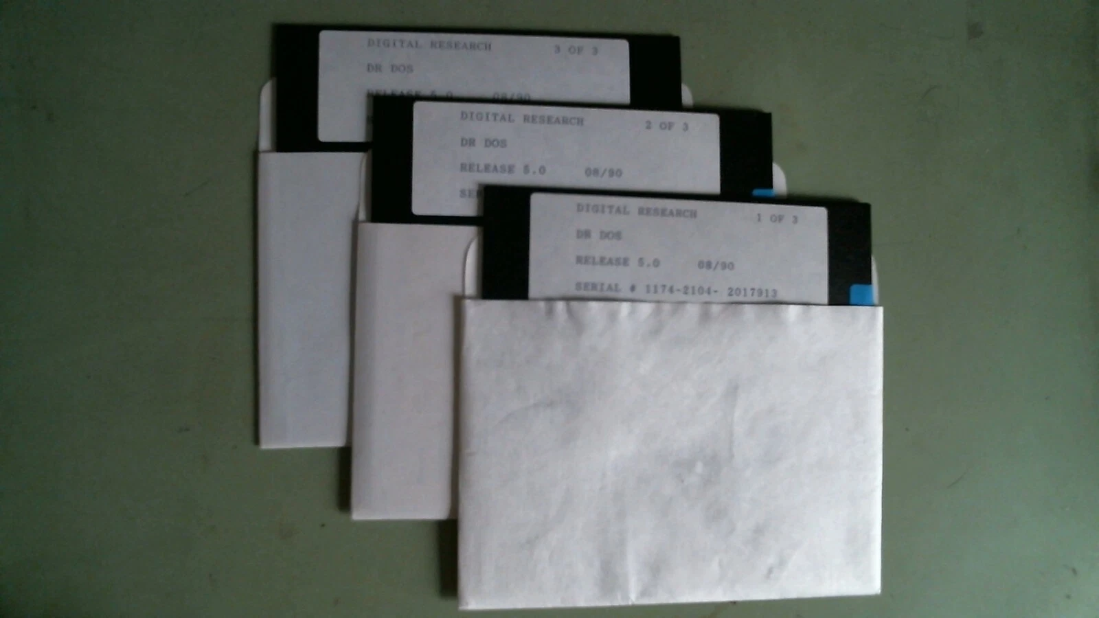 Digital Research Dr. DOS Release 5.0 08/90 - 5.25 floppy disks