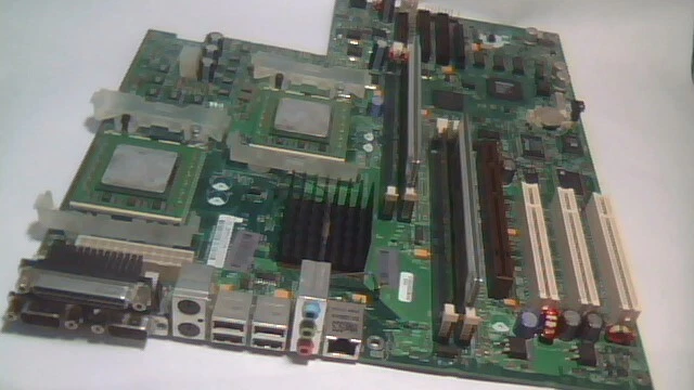 MOTHERBOARD dual XEON HP Compaq 239059-001 010912-102 revR W6000 Socket603