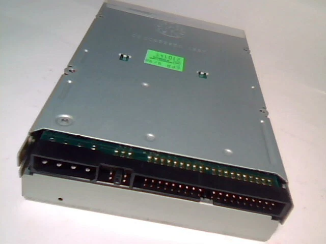 Iomega Z100ATAPI ZIP 100 drive 02844D03 Code:23D IDE 40-pin - image 4