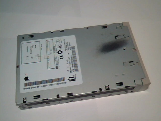 Iomega Z100ATAPI Z100i ZIP 100 drive IDE 40-pin Apple 661-2024 Code:25D 04045D01 - image 2