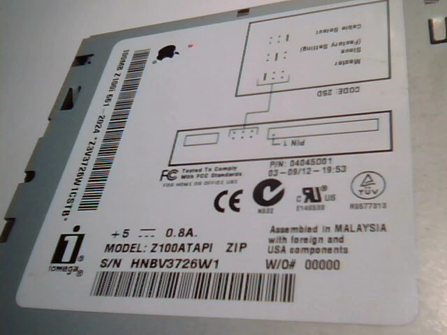 Iomega Z100ATAPI Z100i ZIP 100 drive IDE 40-pin Apple 661-2024 Code:25D 04045D01 - image 5