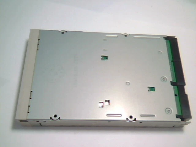 Iomega Z250ATAPI ZIP 250 250i drive IDE 40pin ATAPI-250 30167700 CODE:41.S 2007 - image 3