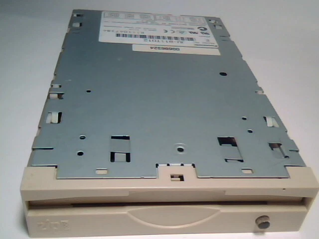 PANASONIC JU-811T012 ZIP 100 drive IDE 40-pin ATA