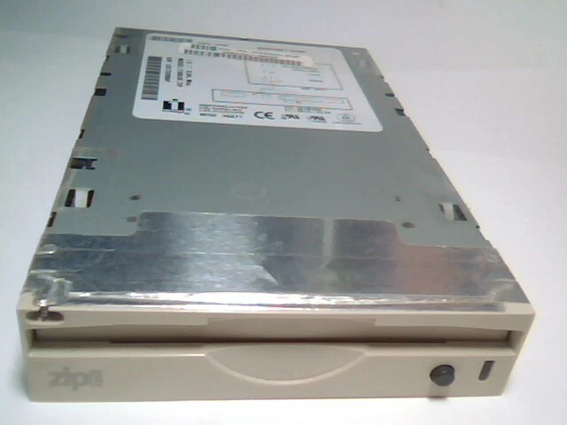 Iomega Z100IDE ZIP 100 drive ATA 40-pin DELL 59404 02065A02 Code:B29 00059404