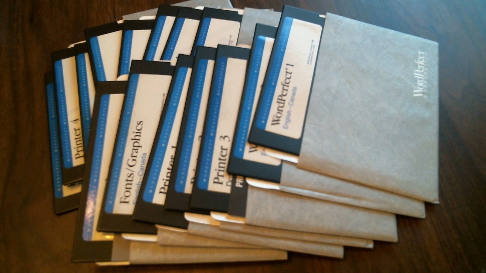 WordPerfect English Canada floppy set - Printer Font Graphics PTR - 5.25 inch - image 2